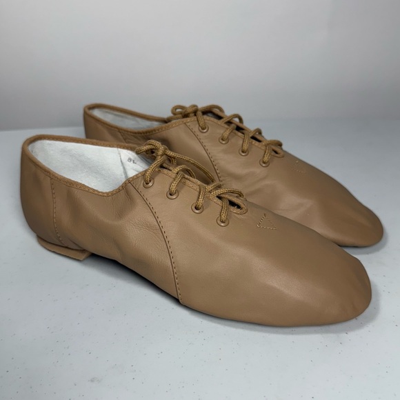 NEW Bloch Dance Women's Jazzsoft Split Sole Leather Jazz Shoe in Tan Size 8 - Picture 2 of 11
